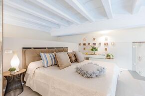 The Duke s Room in Lucca