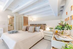 The Duke s Room in Lucca