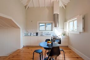 Oporto Rooftop Studio by Vacationy