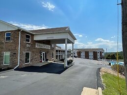 Schmidt's Creek Hotel