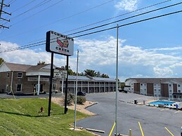 Schmidt's Creek Hotel