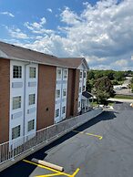 Schmidt's Creek Hotel