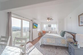 The Joseph Studio at Wind Walker Homestead