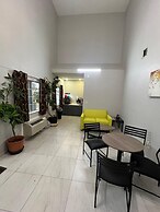 Kiwi Inn Willowbrook State Highway 249 Beltway 8