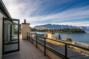 2-BEDROOM PENTHOUSE APARTMENT - THE BEACON 1004