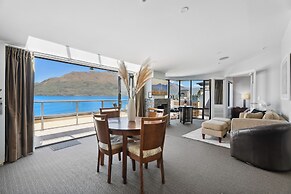 2-BEDROOM PENTHOUSE APARTMENT - THE BEACON 1004