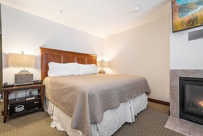 Suites at Silver Tree A124