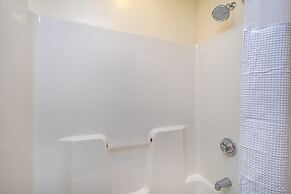 Suites at Silver Tree A124