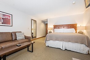 Suites at Silver Tree A124