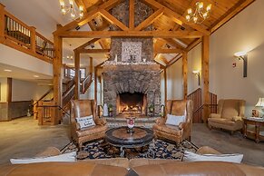 Suites at Silver Tree A124