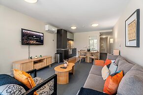 THE BEACON - 2 BEDROOM TOWN CENTER APARTMENT 614