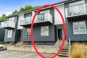 2-BEDROOM APARTMENT - BEECHWOOD