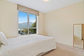 2-BEDROOM APARTMENT - BEECHWOOD