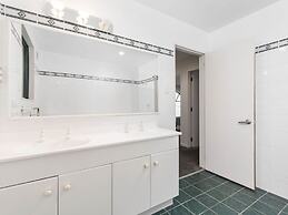 LAKEFRONT LIVING AT REMARKABLES - EAST