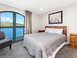LAKEFRONT LIVING AT REMARKABLES - EAST