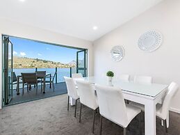 LAKEFRONT LIVING AT REMARKABLES - EAST