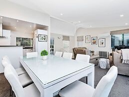 LAKEFRONT LIVING AT REMARKABLES - EAST