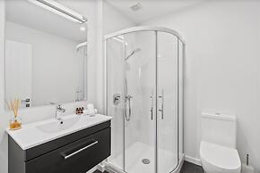 MODERN ALPINE LIVING SPECTACULAR VIEW