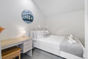 ALPINE LOFT WITH JAW-DROPPING VIEW