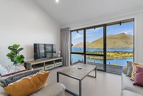 ALPINE LOFT WITH JAW-DROPPING VIEW