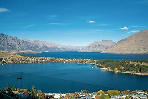 ALPINE LOFT WITH JAW-DROPPING VIEW