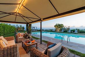 Tuscan Fizz Villa a Vineyards Retreat