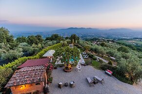 Tuscan Fizz Villa a Vineyards Retreat