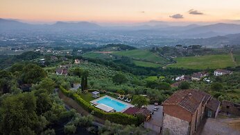 Tuscan Fizz Villa a Vineyards Retreat