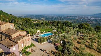 Tuscan Fizz Villa a Vineyards Retreat