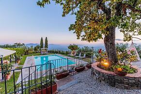 Tuscan Fizz Villa a Vineyards Retreat