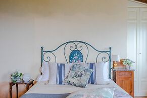 Tuscan Fizz Villa a Vineyards Retreat