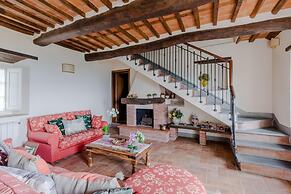 Tuscan Fizz Villa a Vineyards Retreat