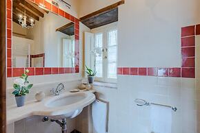 Tuscan Fizz Villa a Vineyards Retreat