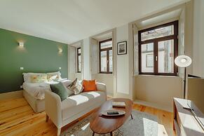 Legacy Oporto Design Apartment D by Vacationy