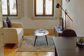 Legacy Oporto Design Apartment H by Vacationy