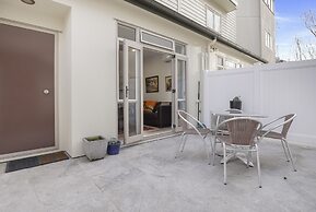 CBD Spacious 3 Storey Terrace House