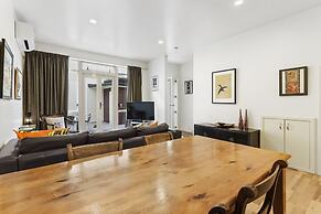 CBD Spacious 3 Storey Terrace House