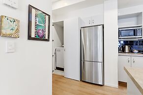 CBD Spacious 3 Storey Terrace House