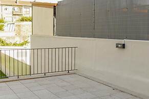 Legacy Oporto Premium Apartment C by Vacationy