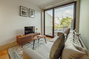 Legacy Oporto Premium Apartment C by Vacationy