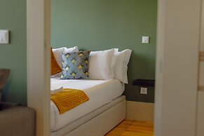 Legacy Oporto Premium Apartment C by Vacationy