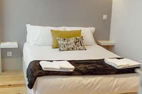 Legacy Oporto Premium Apartment B by Vacationy