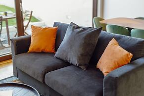 Legacy Oporto Premium Apartment B by Vacationy