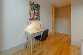 Legacy Oporto Premium Apartment B by Vacationy