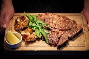 Fuji Speedway Hotel - The Unbound Collection by Hyatt