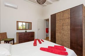 Villa Renzo Large Private Pool Sea Views A C Wifi