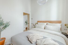 Casa Lazzaro Contemporary Ground Floor Apartment