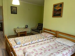 Villasleeps23-gaden-parking-partiesok-lake