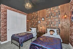 10 Bed Home Movie Theater Room, Pool, Spa Games 10 Bedroom Villa by Re