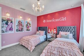 10 Bed Home Movie Theater Room, Pool, Spa Games 10 Bedroom Villa by Re